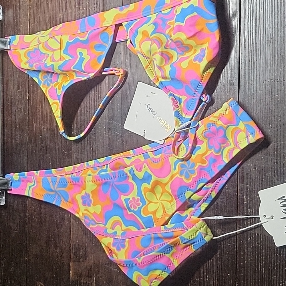 Kulani Kinis Bikini